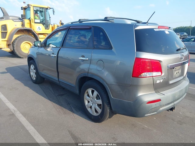 45950305 :رقم المزاد ، 5XYKT3A67DG405213 vin ، 2013 Kia Sorento Lx مزاد بيع