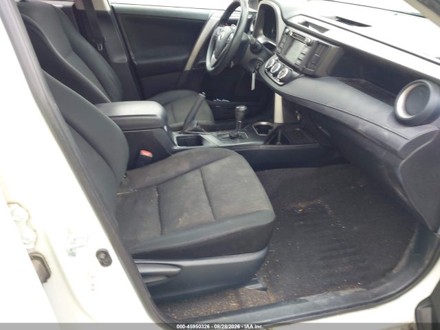 Продаж на аукціоні авто 2017 Toyota Rav4 Le, vin: JTMBFREV6HJ113635, номер лоту: 45950326