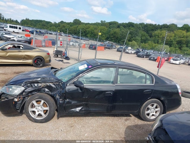 Auction sale of the 2006 Nissan Altima 3.5 Sl, vin: 1N4BL11D56C163215, lot number: 45950338