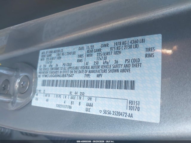 45950386 :رقم المزاد ، 1FMCU0G69NUB97547 vin ، 2022 Ford Escape Se مزاد بيع