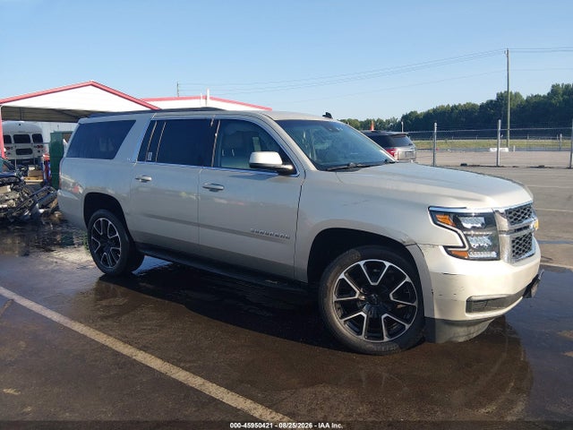 45950421 :رقم المزاد ، 1GNSCJKC0FR147511 vin ، 2015 Chevrolet Suburban Lt مزاد بيع