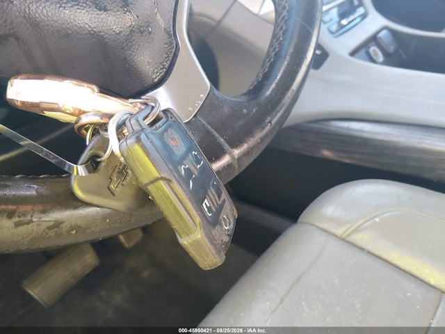 45950421 :رقم المزاد ، 1GNSCJKC0FR147511 vin ، 2015 Chevrolet Suburban Lt مزاد بيع