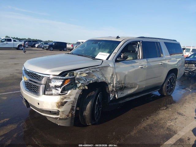 45950421 :رقم المزاد ، 1GNSCJKC0FR147511 vin ، 2015 Chevrolet Suburban Lt مزاد بيع