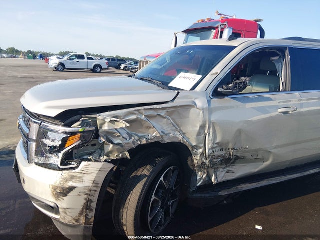 45950421 :رقم المزاد ، 1GNSCJKC0FR147511 vin ، 2015 Chevrolet Suburban Lt مزاد بيع