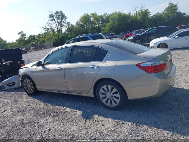 45950433 :رقم المزاد ، 1HGCR2F8XFA210623 vin ، 2015 Honda Accord Ex-l مزاد بيع