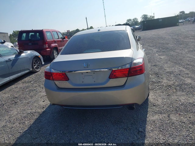 45950433 :رقم المزاد ، 1HGCR2F8XFA210623 vin ، 2015 Honda Accord Ex-l مزاد بيع