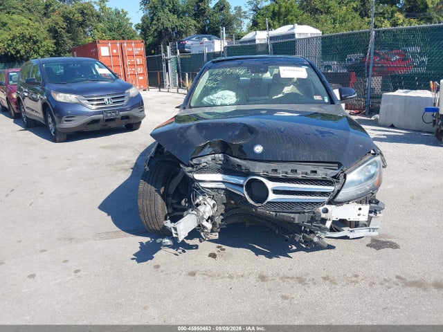 2016 Mercedes-benz C 300 მანქანა იყიდება აუქციონზე, vin: WDDWF4JB8GR141006, აუქციონის ნომერი: 45950463