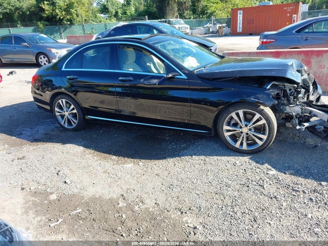 2016 Mercedes-benz C 300 მანქანა იყიდება აუქციონზე, vin: WDDWF4JB8GR141006, აუქციონის ნომერი: 45950463