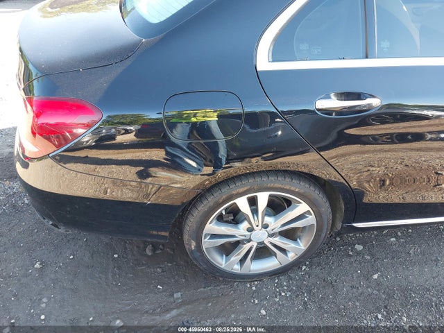 2016 Mercedes-benz C 300 მანქანა იყიდება აუქციონზე, vin: WDDWF4JB8GR141006, აუქციონის ნომერი: 45950463