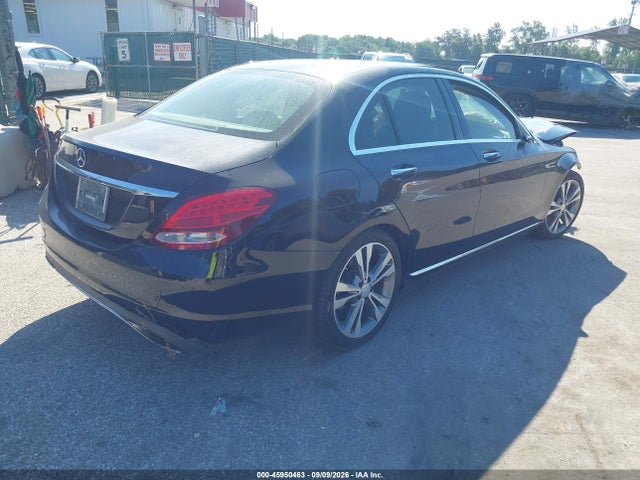 2016 Mercedes-benz C 300 მანქანა იყიდება აუქციონზე, vin: WDDWF4JB8GR141006, აუქციონის ნომერი: 45950463