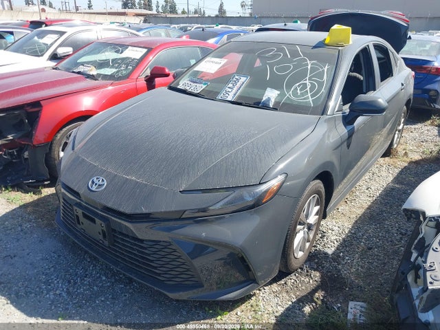 Toyota CAMRY LE 2025 4T1DAACK1SU094690 Image 2