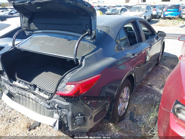 Toyota CAMRY LE 2025 4T1DAACK1SU094690 Image 4