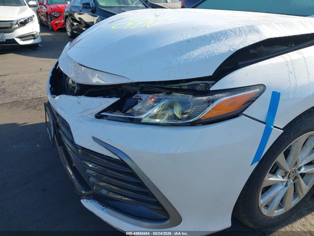 Toyota CAMRY LE 2024 4T1C11AK4RU224583 Image 6