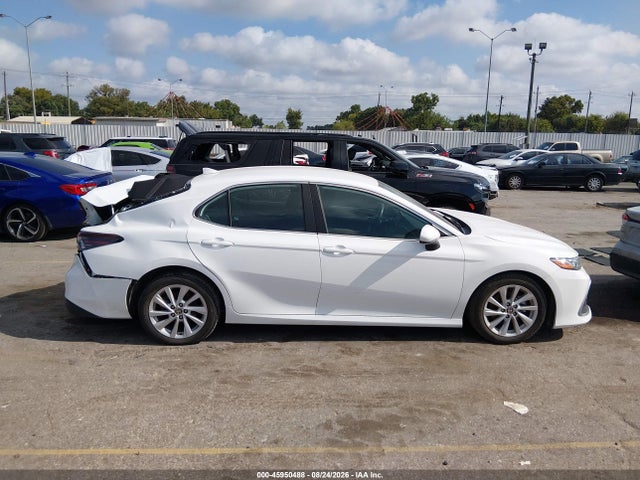 Продаж на аукціоні авто 2024 Toyota Camry Le, vin: 4T1C11AK7RU230541, номер лоту: 45950488