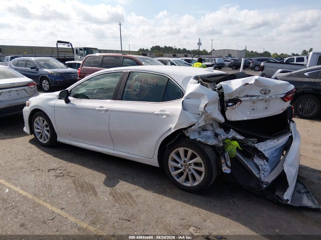 Продаж на аукціоні авто 2024 Toyota Camry Le, vin: 4T1C11AK7RU230541, номер лоту: 45950488
