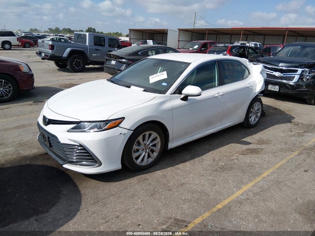 Продаж на аукціоні авто 2024 Toyota Camry Le, vin: 4T1C11AK7RU230541, номер лоту: 45950488