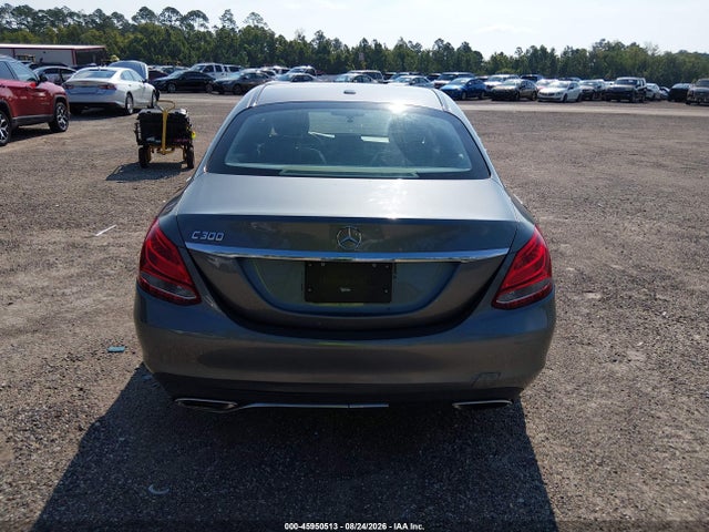 45950513 :رقم المزاد ، 55SWF4JB1HU200347 vin ، 2017 Mercedes-benz C 300 مزاد بيع