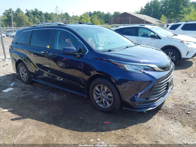 45950526 :رقم المزاد ، 5TDKSKFC7PS083837 vin ، 2023 Toyota Sienna Le مزاد بيع