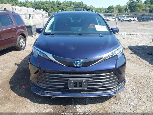 45950526 :رقم المزاد ، 5TDKSKFC7PS083837 vin ، 2023 Toyota Sienna Le مزاد بيع