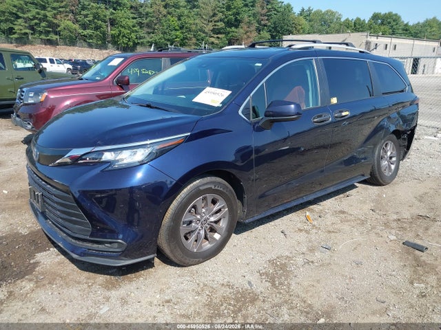 45950526 :رقم المزاد ، 5TDKSKFC7PS083837 vin ، 2023 Toyota Sienna Le مزاد بيع