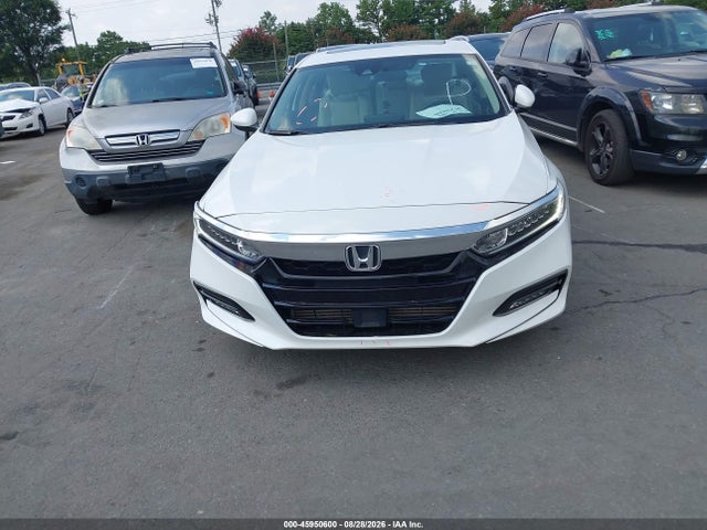 Продаж на аукціоні авто 2018 Honda Accord Ex, vin: 1HGCV1F44JA026872, номер лоту: 45950600