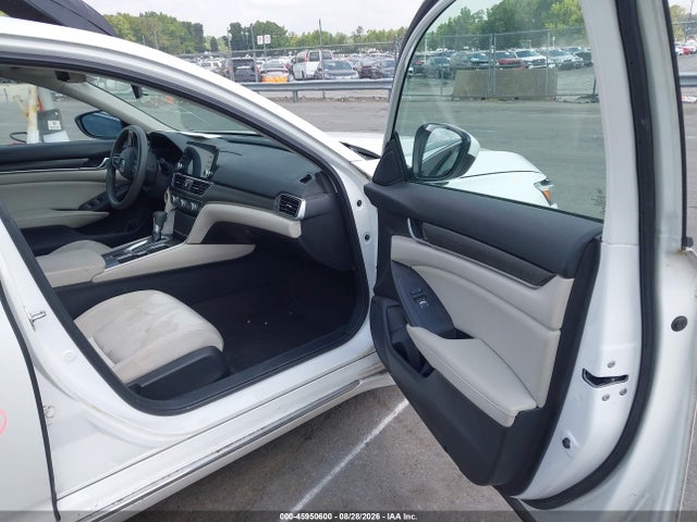 Продаж на аукціоні авто 2018 Honda Accord Ex, vin: 1HGCV1F44JA026872, номер лоту: 45950600