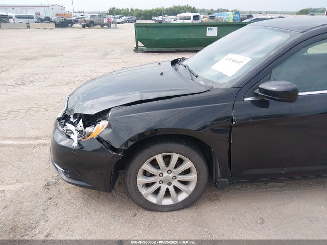 Aukcja sprzedaży 2013 Chrysler 200 Touring, vin: 1C3CCBBB6DN585940, numer aukcji: 45950602