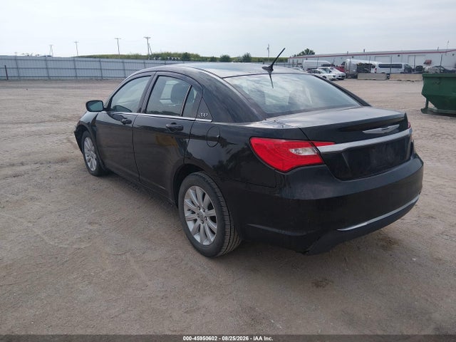 Aukcja sprzedaży 2013 Chrysler 200 Touring, vin: 1C3CCBBB6DN585940, numer aukcji: 45950602