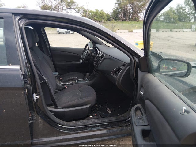Aukcja sprzedaży 2013 Chrysler 200 Touring, vin: 1C3CCBBB6DN585940, numer aukcji: 45950602