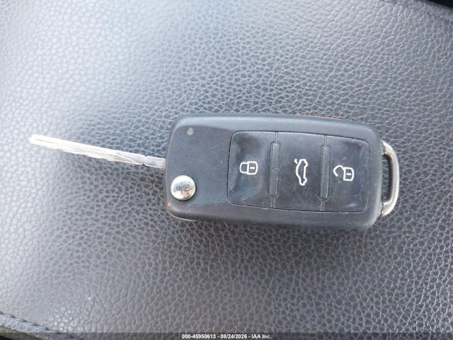 2015 Volkswagen Jetta 1.8t Se მანქანა იყიდება აუქციონზე, vin: 3VWD07AJ5FM214325, აუქციონის ნომერი: 45950613