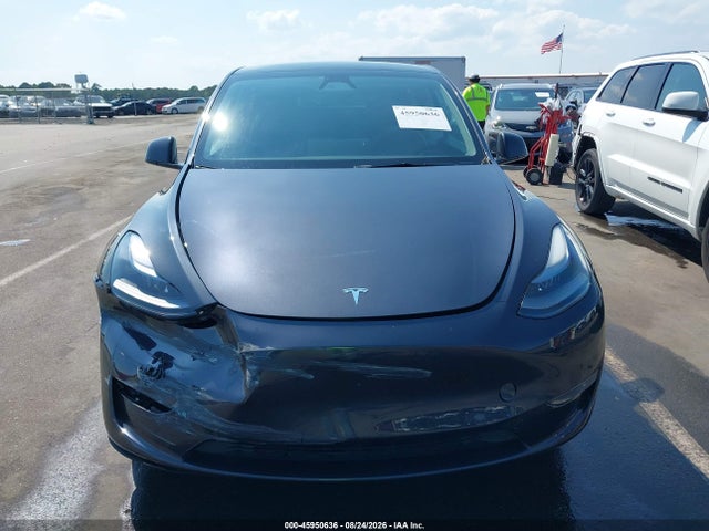 Auction sale of the 2024 Tesla Model Y Long Range Dual Motor All-wheel Drive, vin: 7SAYGDEEXRA264237, lot number: 45950636