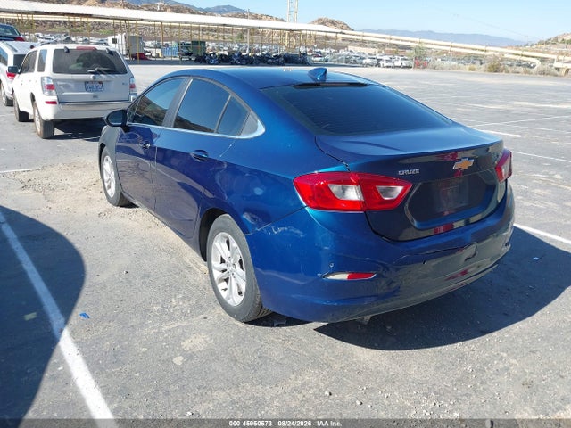 Chevrolet CRUZE LT 2019 1G1BE5SM7K7124616 Image 3