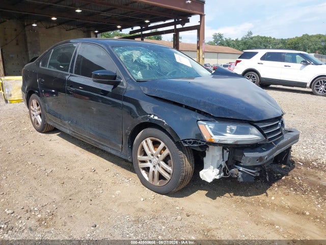 Продажа на аукционе авто 2018 Volkswagen Jetta 1.4t S, vin: 3VW2B7AJ1JM231312, номер лота: 45950686