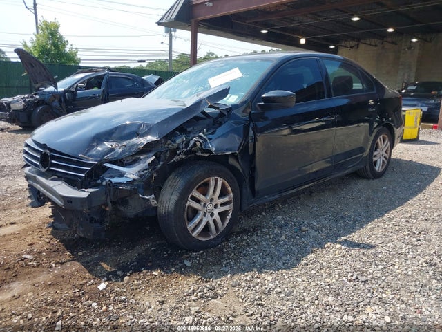 Продажа на аукционе авто 2018 Volkswagen Jetta 1.4t S, vin: 3VW2B7AJ1JM231312, номер лота: 45950686