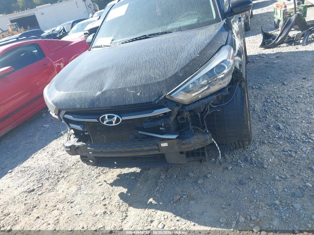 Auction sale of the 2017 Hyundai Tucson Se, vin: KM8J33A41HU272104, lot number: 45950701