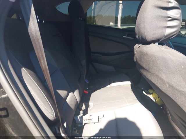 Auction sale of the 2017 Hyundai Tucson Se, vin: KM8J33A41HU272104, lot number: 45950701