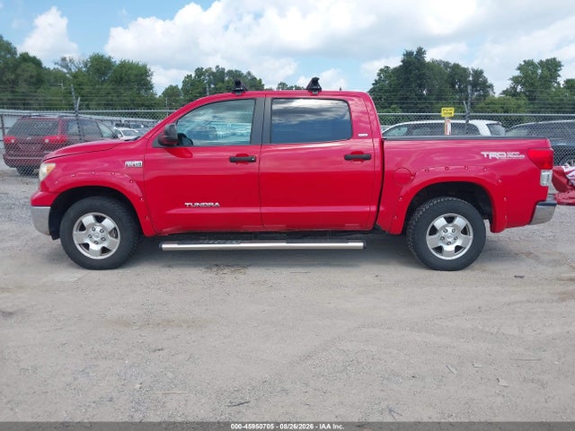 Продаж на аукціоні авто 2011 Toyota Tundra Grade 5.7l V8, vin: 5TFDW5F19BX160076, номер лоту: 45950705