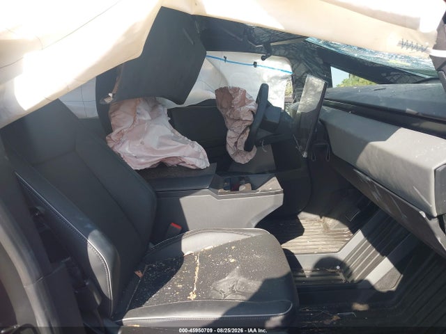 7G2CEHED6RA024546 Tesla Cybertruck All-wheel Drive