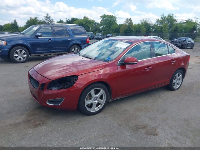 2012 Volvo S60 T5 მანქანა იყიდება აუქციონზე, vin: YV1622FS9C2132086, აუქციონის ნომერი: 45950713