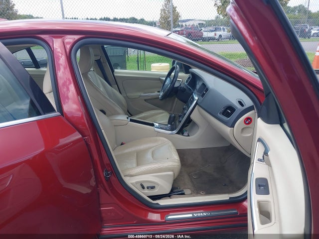 2012 Volvo S60 T5 მანქანა იყიდება აუქციონზე, vin: YV1622FS9C2132086, აუქციონის ნომერი: 45950713