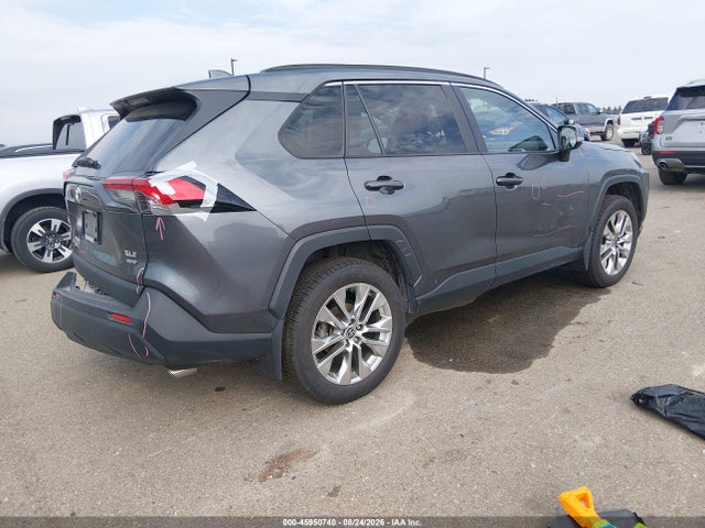 Продажа на аукционе авто 2021 Toyota Rav4 Xle Premium, vin: 2T3A1RFV5MC224277, номер лота: 45950740