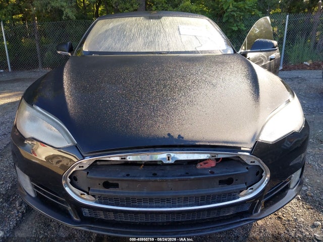 Продажа на аукционе авто 2013 Tesla Model S, vin: 5YJSA1DN9DFP15402, номер лота: 45950759