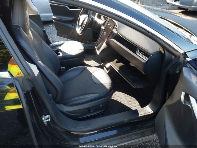 Продажа на аукционе авто 2013 Tesla Model S, vin: 5YJSA1DN9DFP15402, номер лота: 45950759