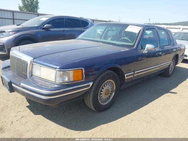 Продаж на аукціоні авто 1994 Lincoln Town Car Executive, vin: 1LNLM81W1RY710490, номер лоту: 45950793