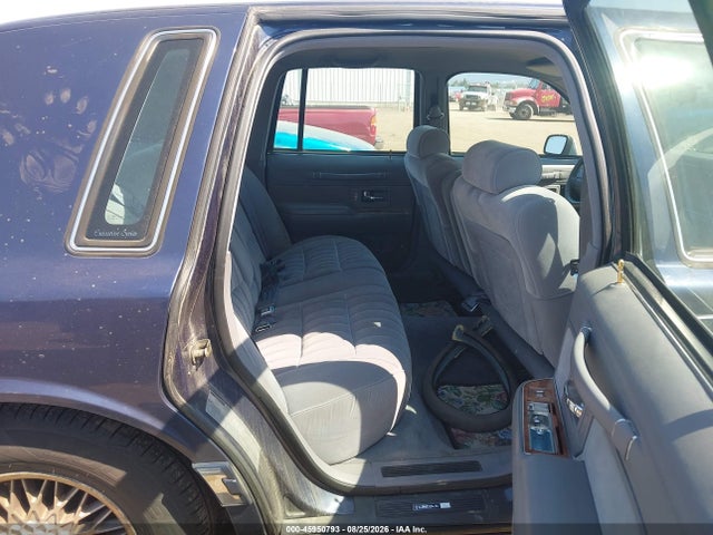 Продаж на аукціоні авто 1994 Lincoln Town Car Executive, vin: 1LNLM81W1RY710490, номер лоту: 45950793