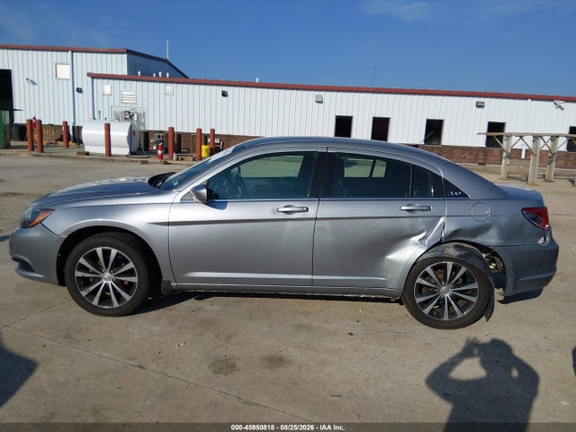 Aukcja sprzedaży 2014 Chrysler 200 Touring, vin: 1C3CCBBB9EN185131, numer aukcji: 45950818