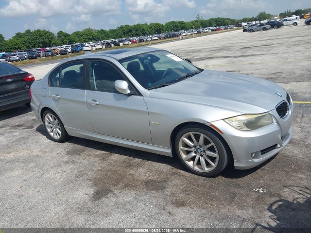 Продажа на аукционе авто 2009 Bmw 328i, vin: WBAPH77529NM31132, номер лота: 45950836