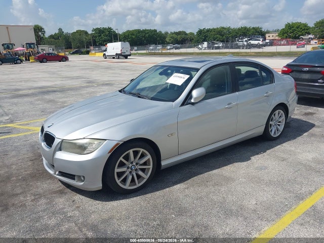 Продажа на аукционе авто 2009 Bmw 328i, vin: WBAPH77529NM31132, номер лота: 45950836