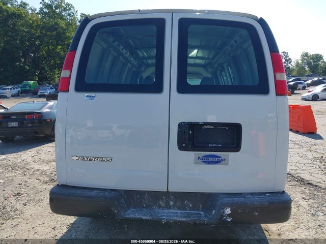 2018 Chevrolet Express 2500 Work Van მანქანა იყიდება აუქციონზე, vin: 1GCWGAFG5J1198196, აუქციონის ნომერი: 45950904