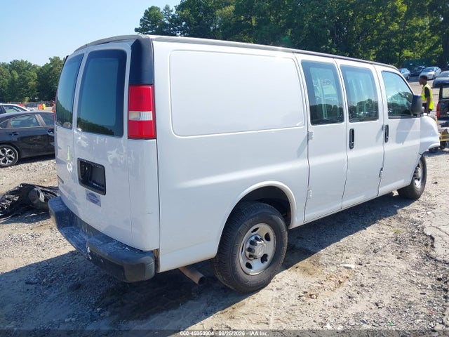 2018 Chevrolet Express 2500 Work Van მანქანა იყიდება აუქციონზე, vin: 1GCWGAFG5J1198196, აუქციონის ნომერი: 45950904